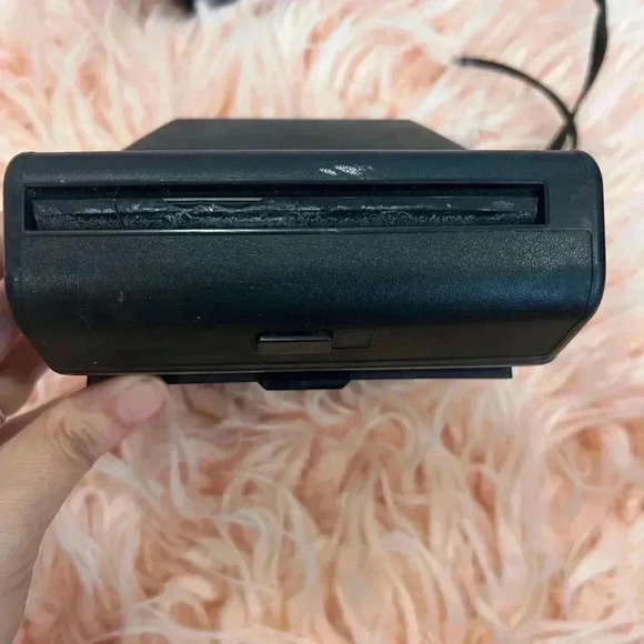 Kodak Colorburst 200 Instant Camera - Picture 3 of 4